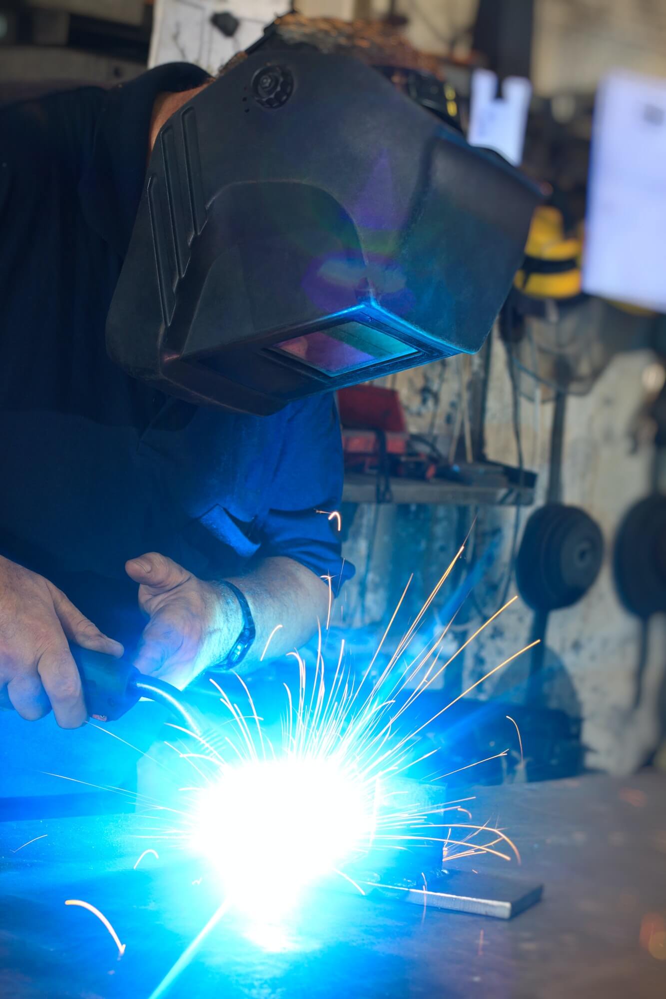 welder-2.jpg welder-2.jpg